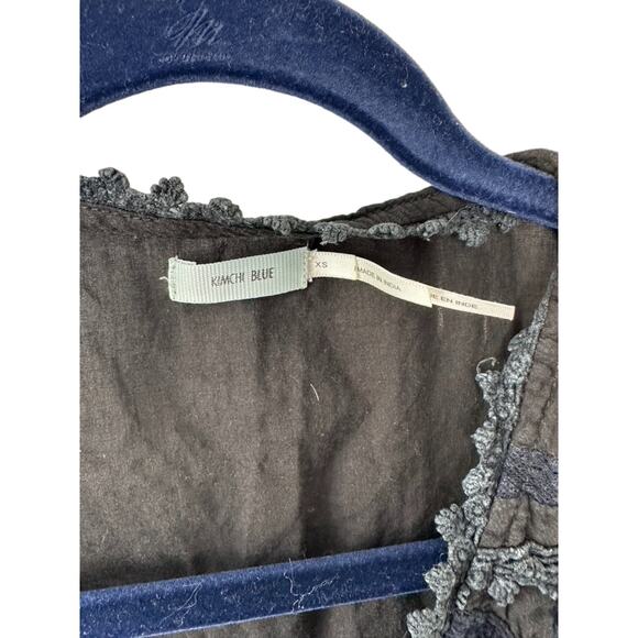 Kimchi Blue Black Sleeveless Cropped Button-Up V-Neck Semi-Sheer Front-Tie XS - Picture 6 of 7